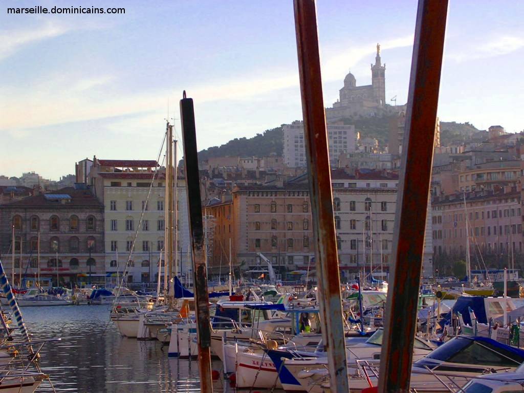 Comment éviter les itinéraires encombrés à Marseille avec votre GPS de voiture ?