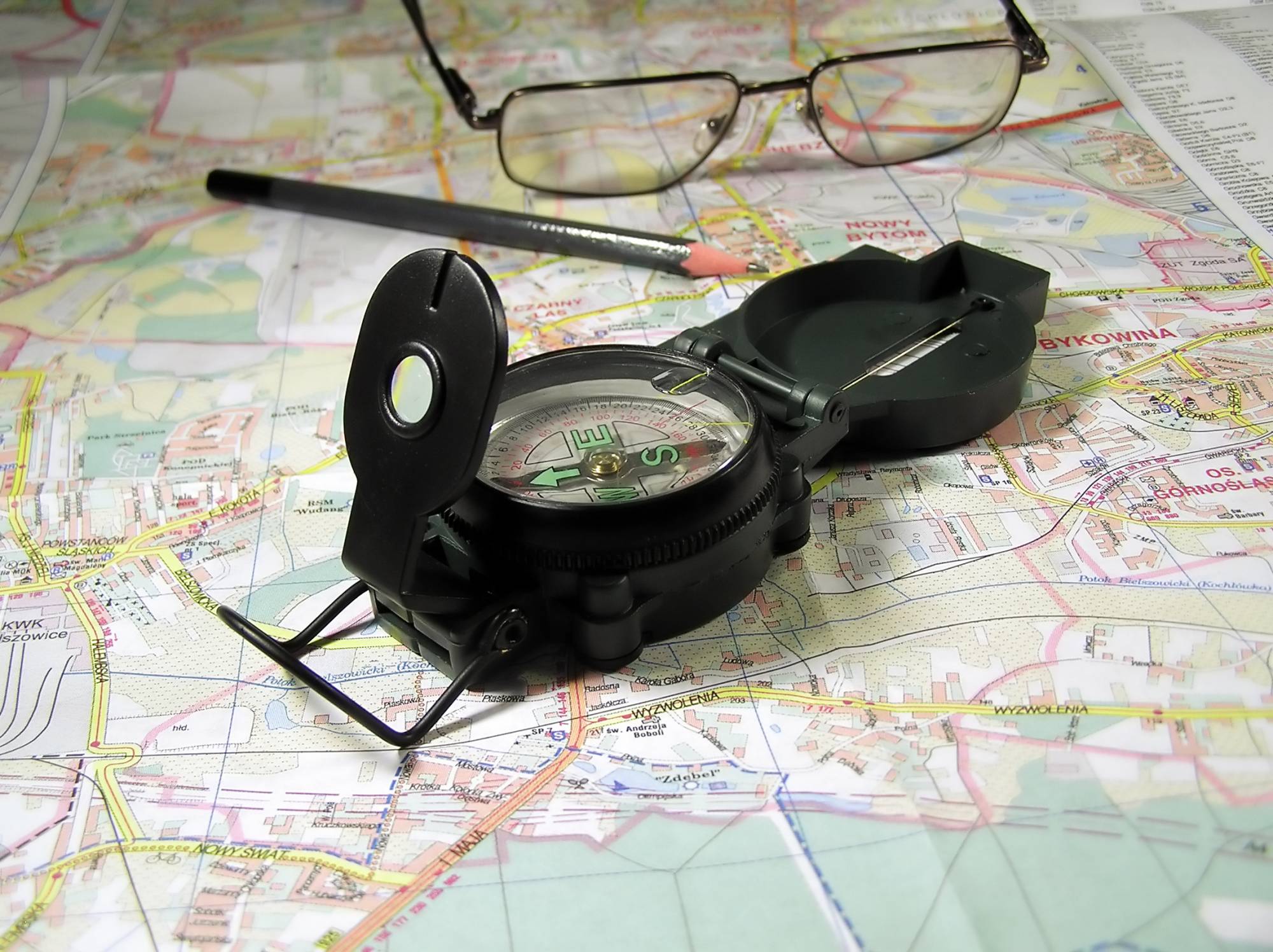 Les professionnels ont-ils le droit de lire leur GPS au volant ?